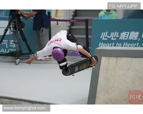 杭州攀岩队在滑板精英赛中的精彩表现与状态分析 杭州攀岩队在滑板精英赛中的精彩表现与状态分析